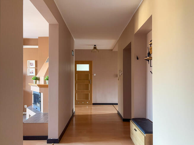 mieszkanie przy lesie