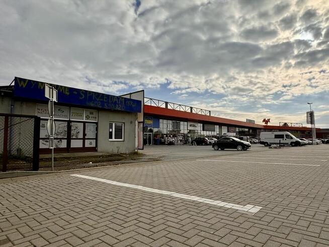 OKAZJA! Lokal handlowy w topowej lokalizacji – szybka sprzed