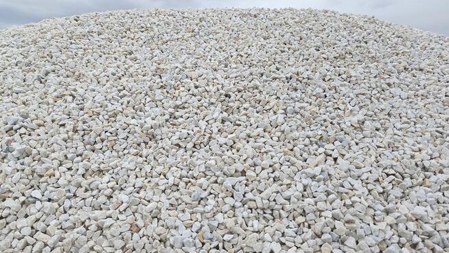 Grys marmurowy 11-16mm. Biały, jasny i ozdobny do ogrodu.