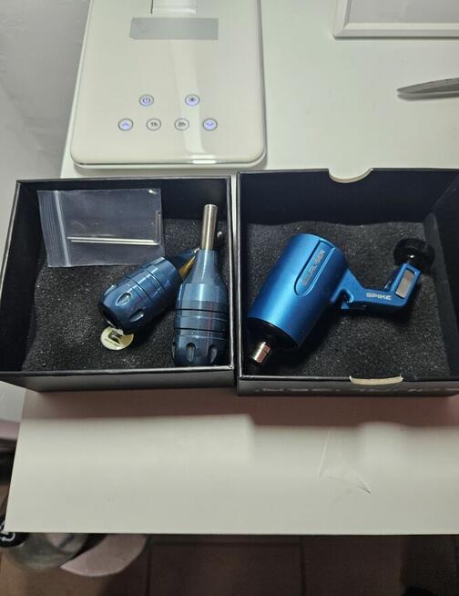 Sprzedam kompletne wyposażenie studia tatuażu