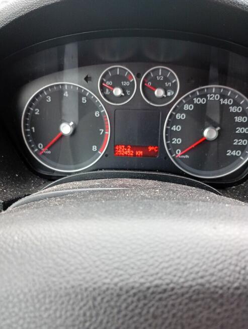 ford c-max lift długie opłaty nowy akumulator