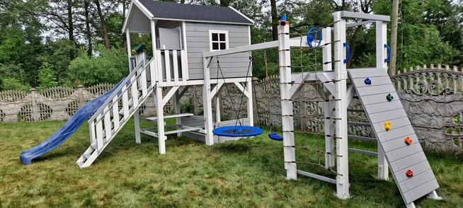 Domek dla dzieci z wieżyczką/ plac zabaw