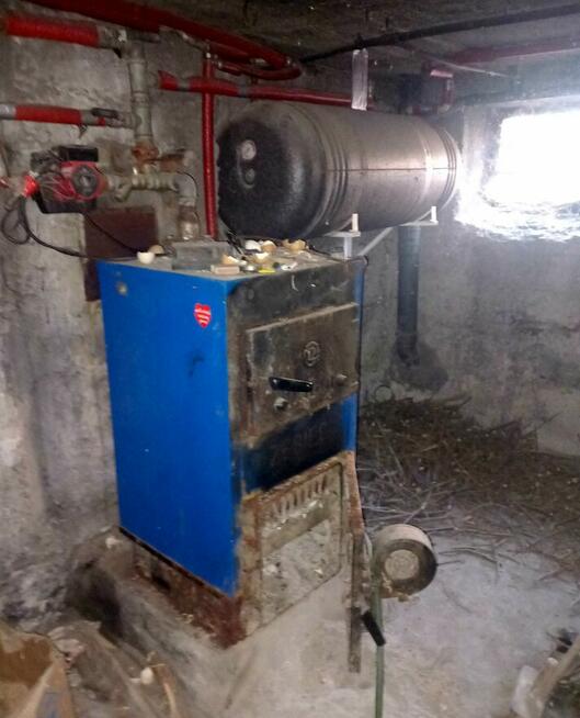 syndyk sprzeda dom w Leśnej