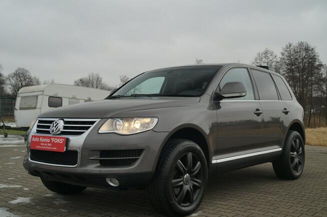 Volkswagen Touareg 4 X 4 AUTOMAT 3,0 V6 SKÓRA NAVI HAK ZADBANY SPRAWNY 6 LAT JEDEN WŁ.