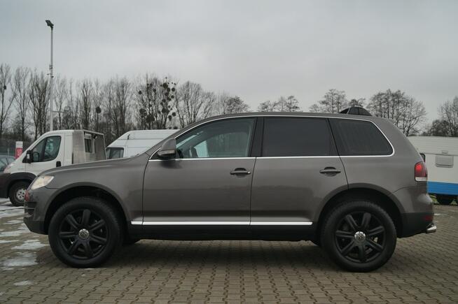 Volkswagen Touareg 4 X 4 AUTOMAT 3,0 V6 SKÓRA NAVI HAK ZADBANY SPRAWNY 6 LAT JEDEN WŁ.