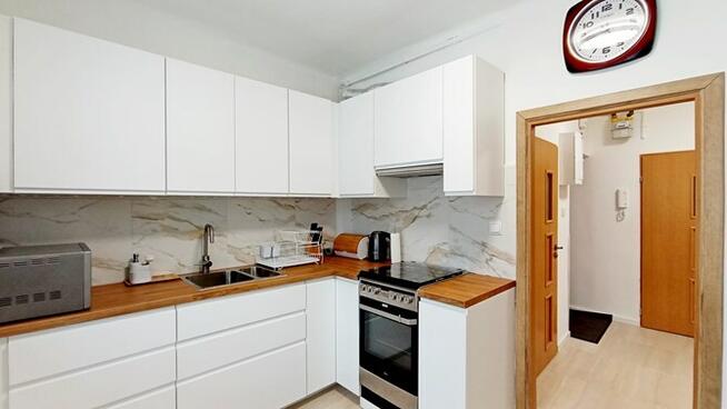 3 pokoje w Śródmieściu – Al. Solidarności 72A