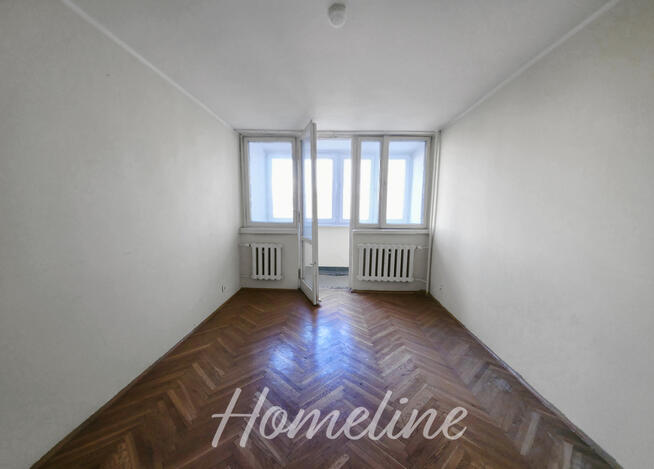 Słoneczne rozkładowe mieszkanie przy cichej ulicy