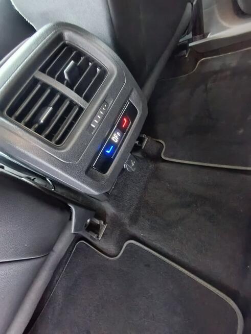 Volkswagen Touran 1.5 TSI EVO 7 osobowy Highline DSG 7 osobowy