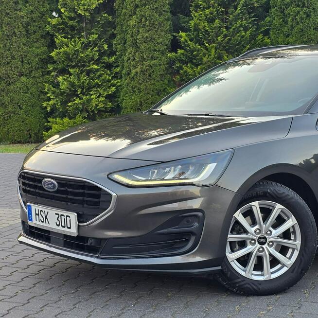 Ford Focus Mk4 1.0 EcoBoost Hybrid TITANIUM X