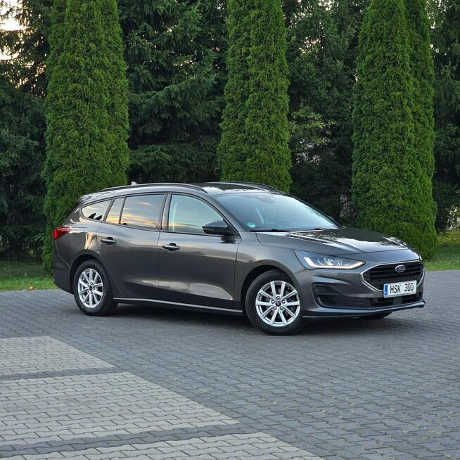 Ford Focus Mk4 1.0 EcoBoost Hybrid TITANIUM X