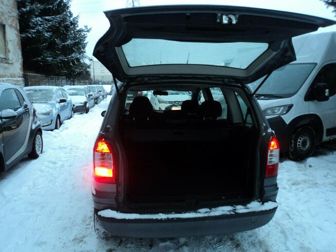 Opel Zafira sprzedam ładnego OPLA ZEFIRE z 2004r 1.8B 125KM