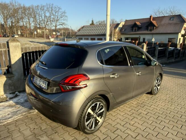 Peugeot 208 1,2 110 ps automatic 67 tyś km salon Polska