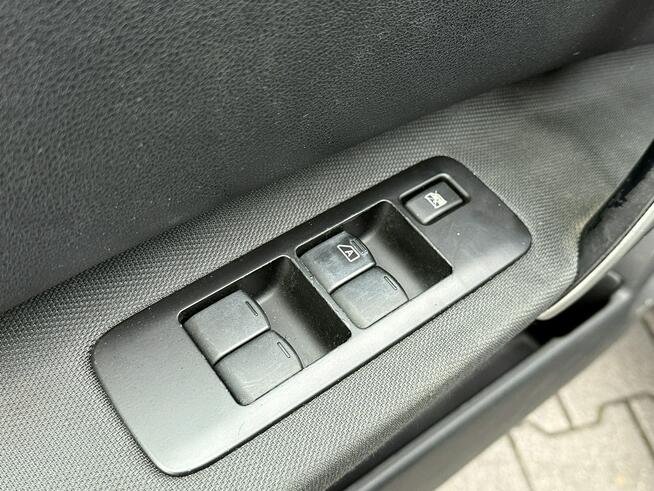 Nissan Qashqai 1,6i 115KM TEKNA/Alufelgi/Serwis/Parktronic/Pod.Fotele/Climatronic