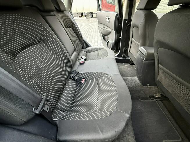 Nissan Qashqai 1,6i 115KM TEKNA/Alufelgi/Serwis/Parktronic/Pod.Fotele/Climatronic