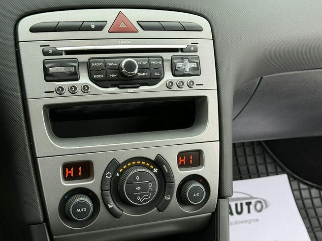 Peugeot 308 1,6i 120KM PREMIUM PLUS/Klima/Nawigacja/Zadbany/Serwis/