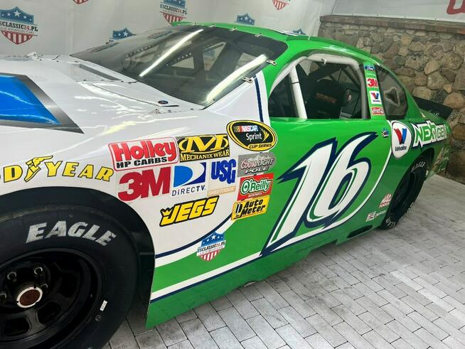 Ford Fusion NASCAR Prawdziwy race car z USA Idealny display na reklamę firmy
