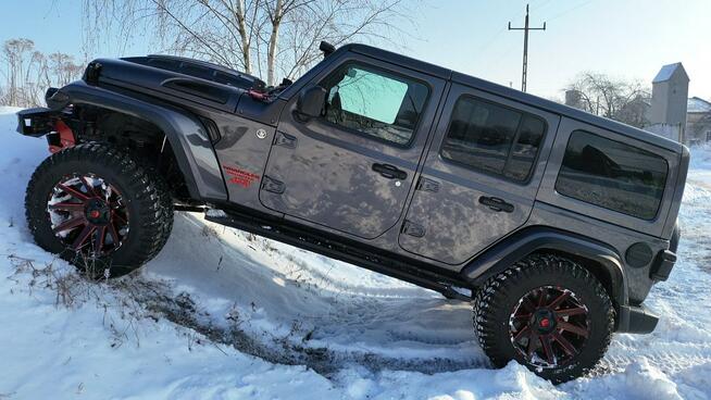 Jeep Wrangler Unlimited Sahara LIFT Full pakiet Komfort
