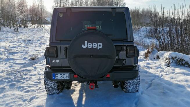 Jeep Wrangler Unlimited Sahara LIFT Full pakiet Komfort