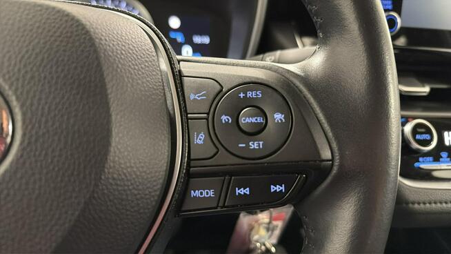 Toyota Corolla 1.5 benzyna manual Comfort