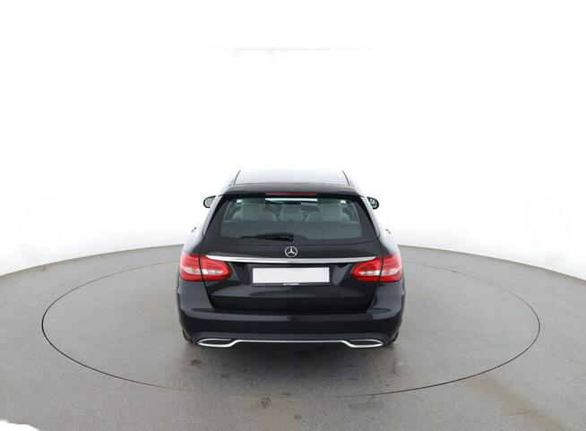 Mercedes C 200 Bezwypadkowy stan wzorowy rok gwarancji