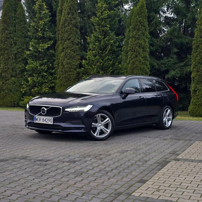 Volvo V90 2.0 D3 Momentum Pro Diesel 150KM