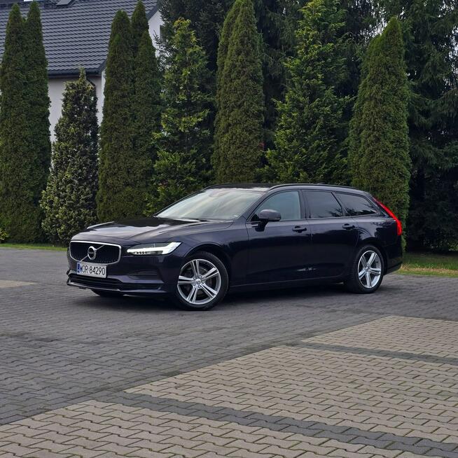 Volvo V90 2.0 D3 Momentum Pro Diesel 150KM