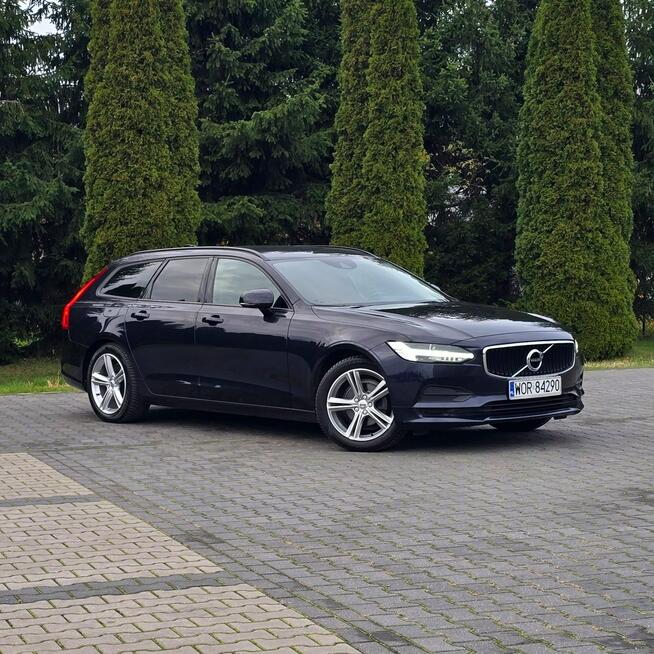 Volvo V90 2.0 D3 Momentum Pro Diesel 150KM