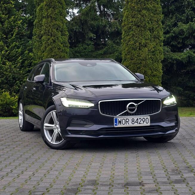 Volvo V90 2.0 D3 Momentum Pro Diesel 150KM