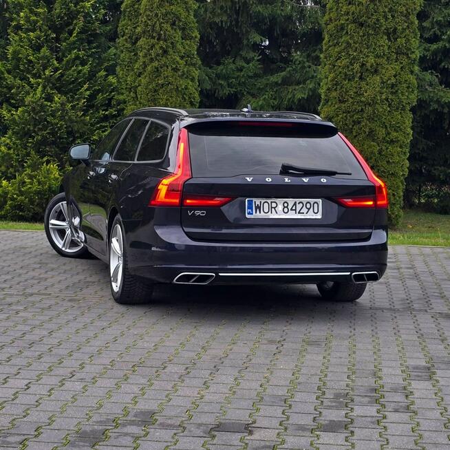 Volvo V90 2.0 D3 Momentum Pro Diesel 150KM