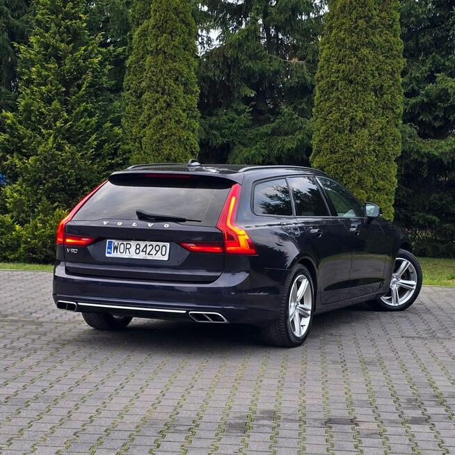 Volvo V90 2.0 D3 Momentum Pro Diesel 150KM