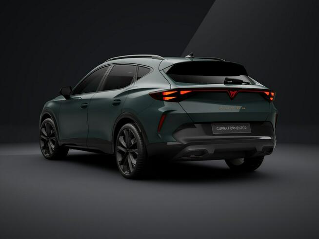 Cupra Formentor 204KM - 2.0 TSI - DSG - Black Edition - Dynamic Design - Rocznik 2026!