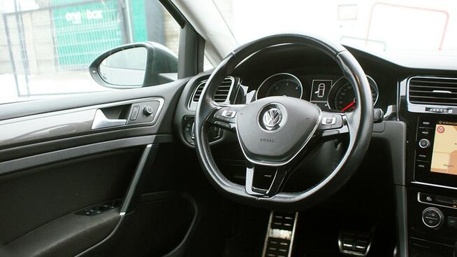 Volkswagen Golf VII