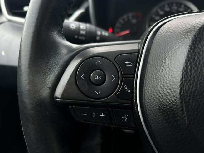 Toyota Corolla Salon Polska Poleasingowy I właściciel Serwis ASO VAT 23% Bezwypadkowy