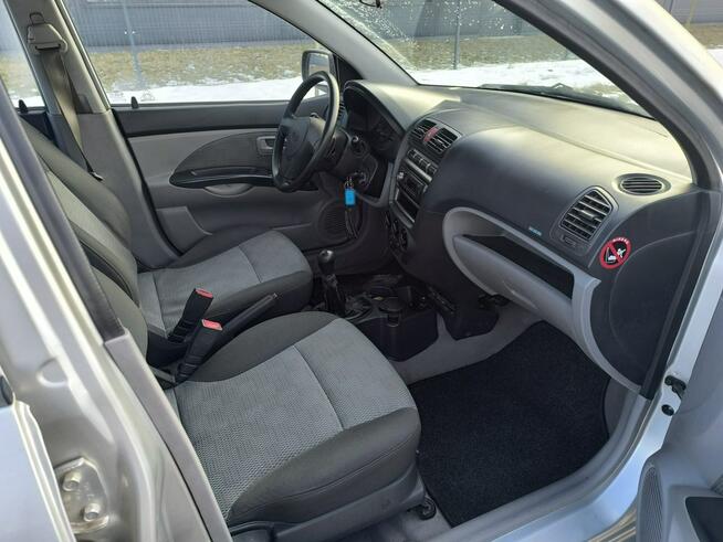 Kia Picanto 2005r 1.1 Benzyna 65 KM Klima Elektryka 205 tys. Opony Zimowe