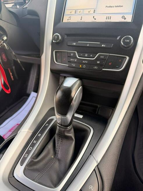 Ford Mondeo PieknyKolor_Bezwypadkowy_Automat_Benzyna_Led