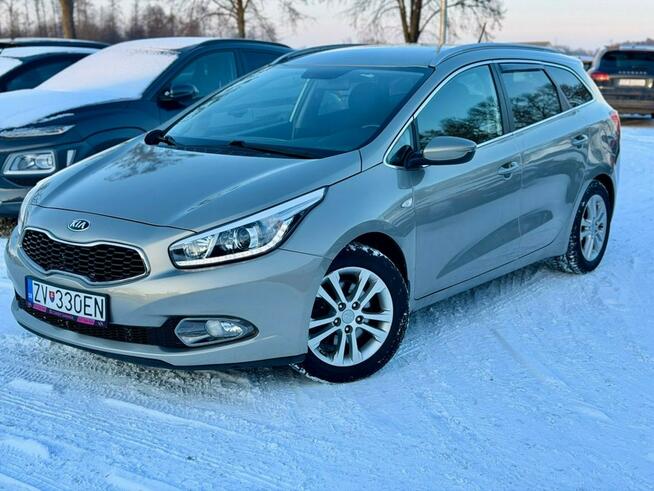 Kia Cee'd Led_Navi_Kamera_Benzyna_1.6
