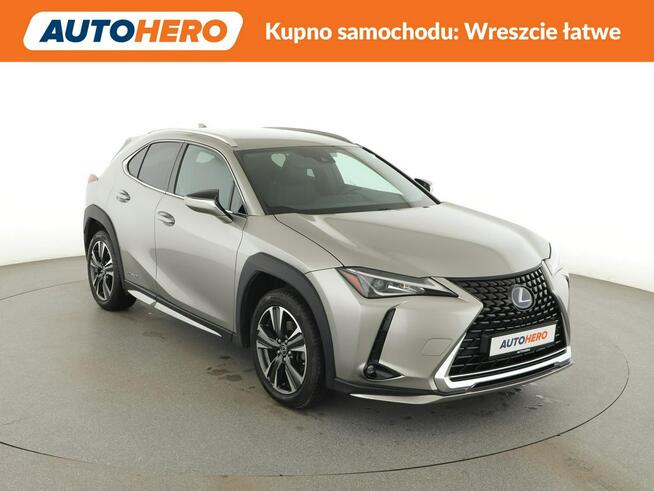 Lexus UX FV23% 4x4 full LED navi klima auto kamera cofania