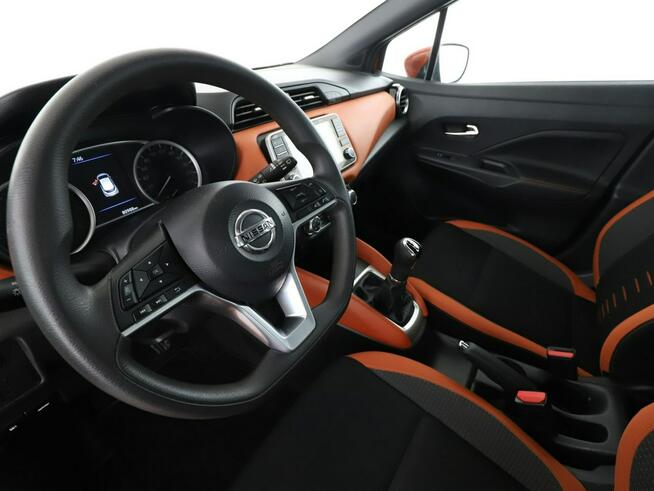 Nissan Micra Klimatyzacja Czujniki parkowania Podgrzewane fotele USB