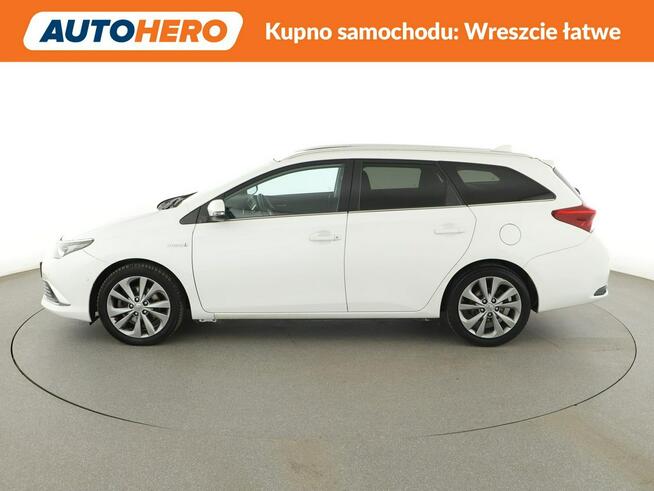 Toyota Auris HEV full LED półskóra kamera i czujniki parkowania klima auto grzane f