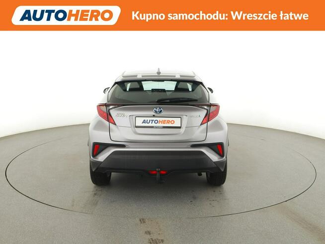 Toyota C-HR HEV kamera klima-auto tempomat hak LED