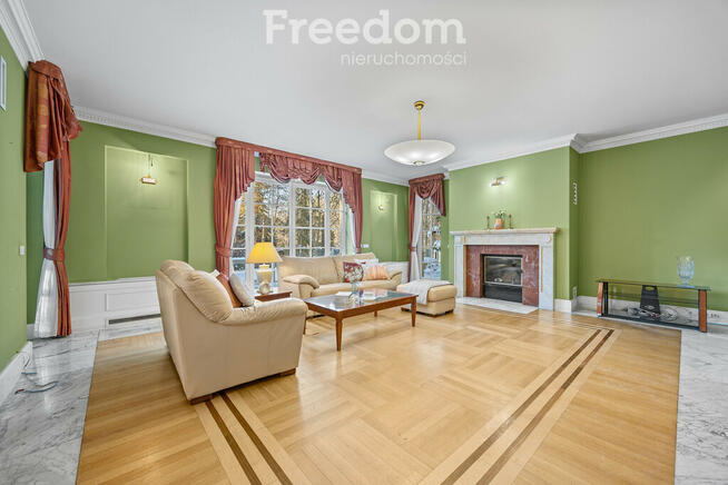 Rezydencja w Izabelinie przy Kampinosie