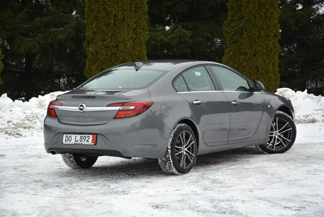 Opel Insignia Lift bi-Xenon Led Navi Kamera FrontAsist Asyst. Pasa BLIS Alu18' ASO