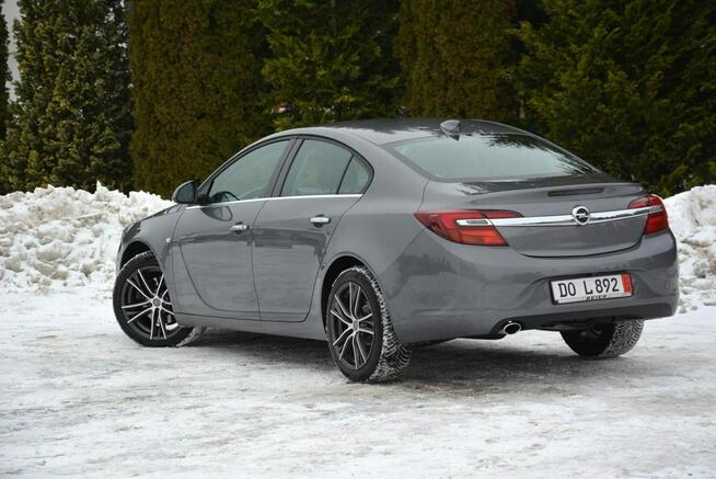 Opel Insignia Lift bi-Xenon Led Navi Kamera FrontAsist Asyst. Pasa BLIS Alu18' ASO