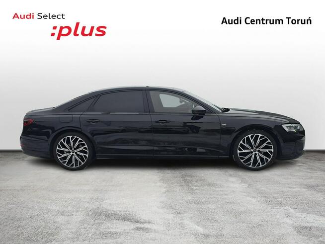 Audi A8 Lang_OśSkrętna_HeadUp_Masaże_Wentylacja_Webasto_B&O_NightVision_Hak_FV