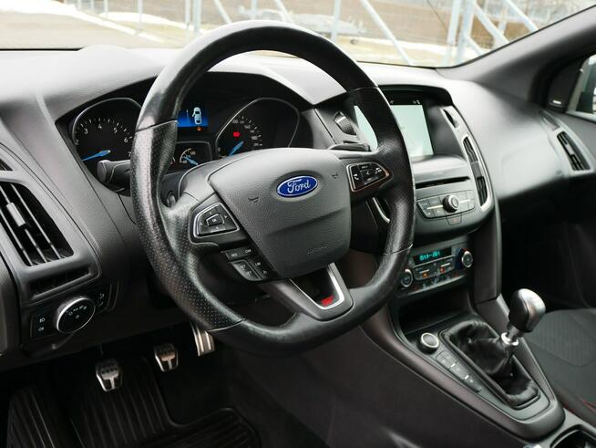 Ford Focus 1.0 E-Bst 140KM Eu6 Kombi -ST Line -Navi -Ksenony -Nowy rozrząd +Koła