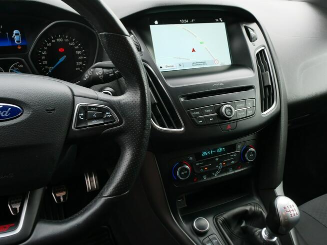 Ford Focus 1.0 E-Bst 140KM Eu6 Kombi -ST Line -Navi -Ksenony -Nowy rozrząd +Koła