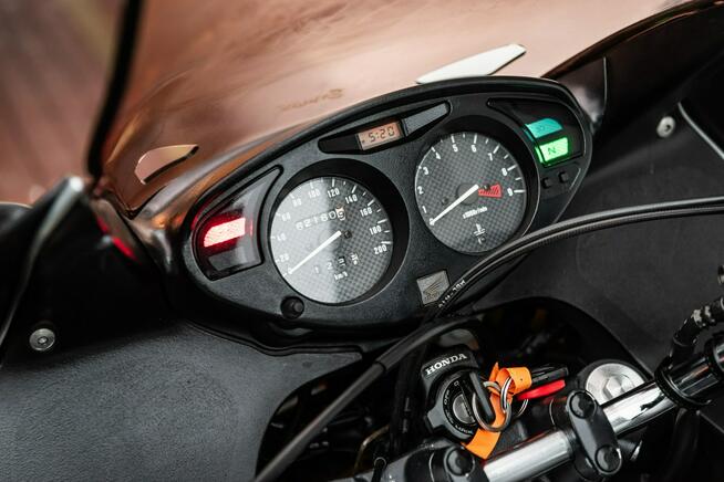 Honda NTV 650 Deauville R 2001 Wysyłka RATY Transport Kufry Duży Wybór KAT A2