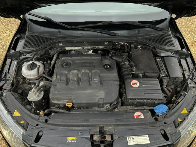 Octavia RS 2.0 TDI 185km SKÓRA bixenon NAVI serwis BEZWYPADEK 2017