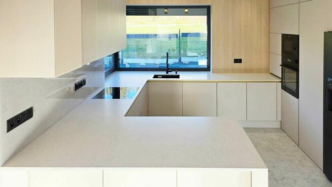 Blaty kuchenne z kamienia