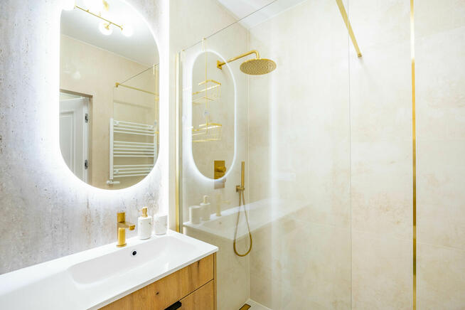 Wysoki standart, centrum, duży balkon